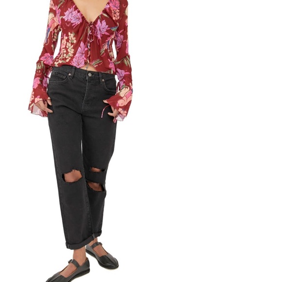 Free People Of Paradise Floral Bell Sleeve Cropped Blouse - Picture 5 of 6